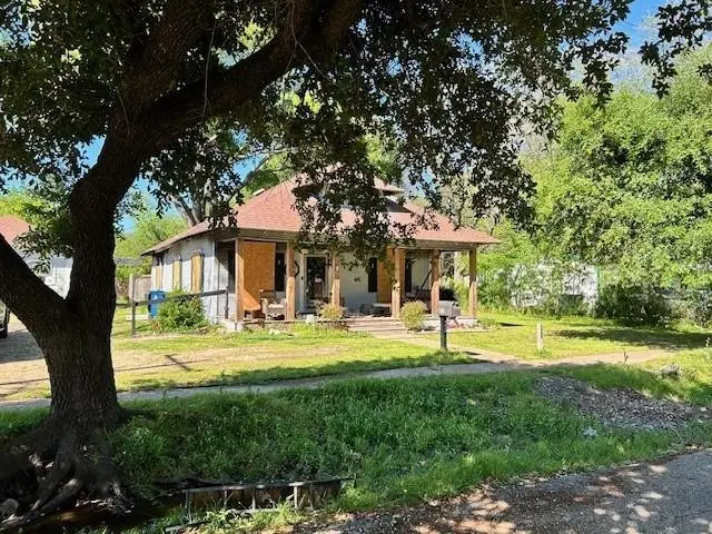 207 E Elmo Street, Kaufman, TX 75142 - #1