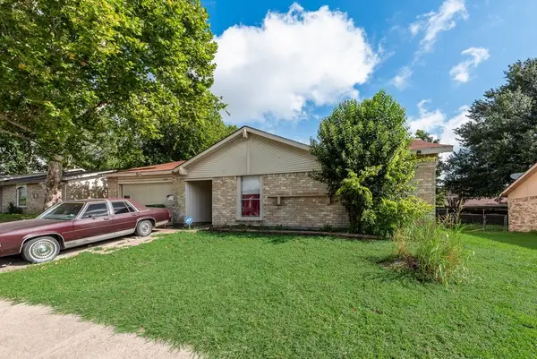 1717 Glenview Lane, Arlington, TX 76014