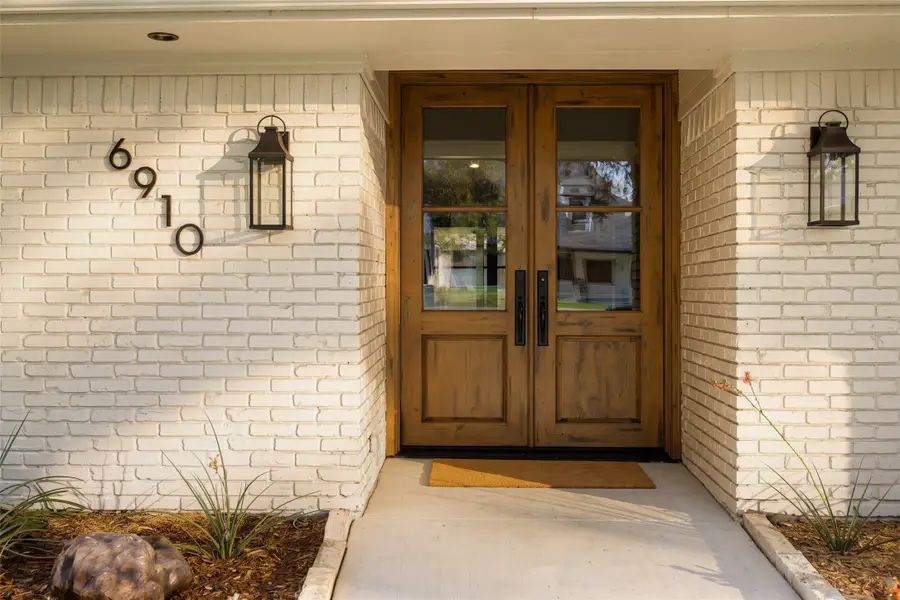 6910 Waggoner Drive, Dallas, TX 75230 - #2