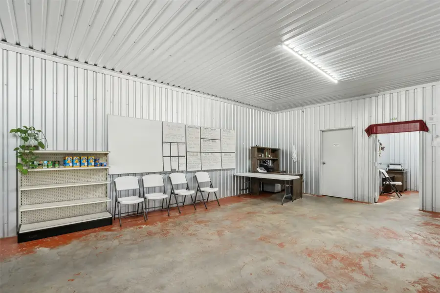 324 E Highway 6, Iredell, TX 76649 - #3