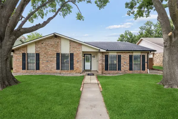 3004 Yorkshire Court, Flower Mound, TX 75028