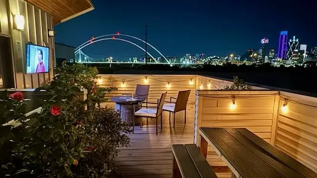 381 E Greenbriar Lane #304, Dallas, TX 75203 - #1