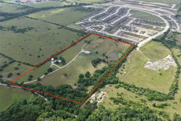 809 Stephenson Road, Red Oak, TX 75154