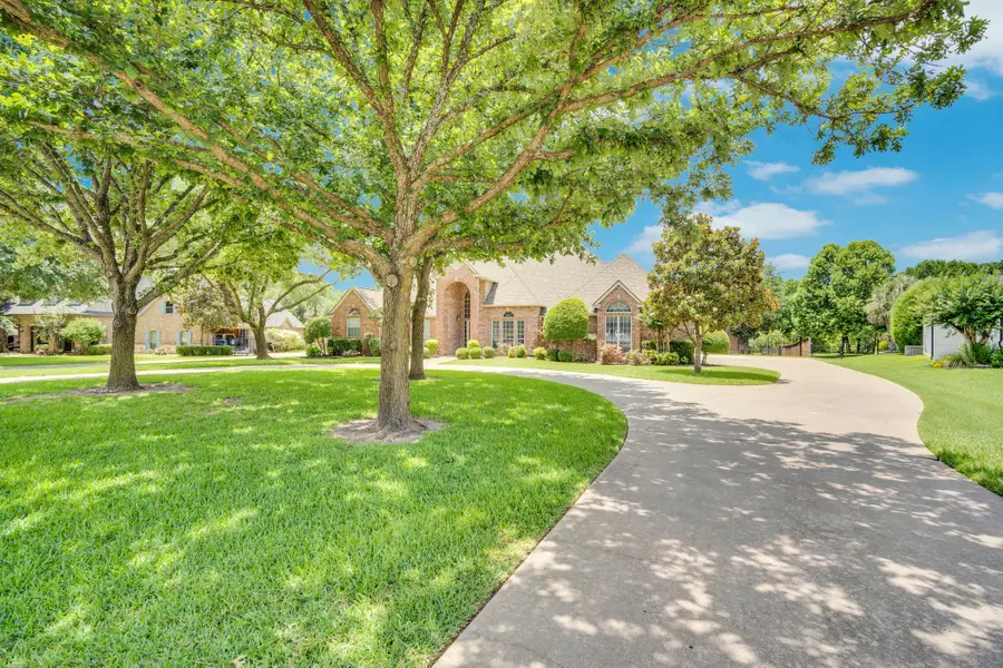 133 Spring Grove Drive, Waxahachie, TX 75165 - #2