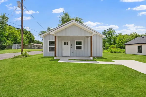 220 Calvert Street, Sulphur Springs, TX 74582