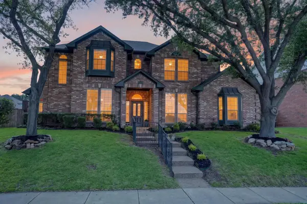 4509 Scenic Drive, Rowlett, TX 75088