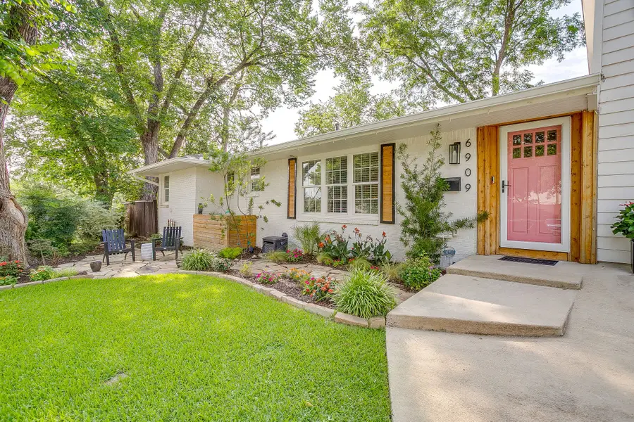 6909 Kirkwood Road, Fort Worth, TX 76116 - #2