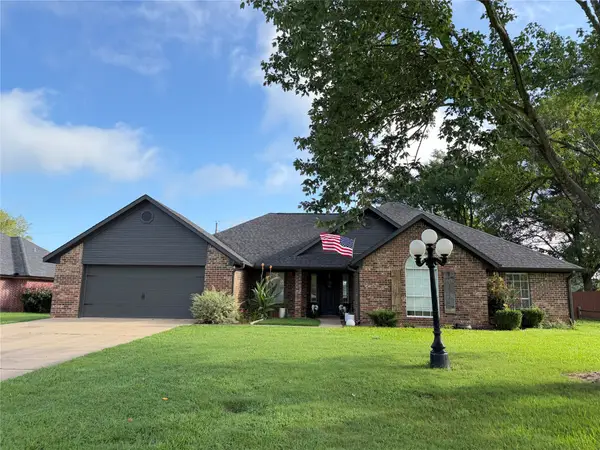 124 Diane Lane, Mt Pleasant, TX 75455