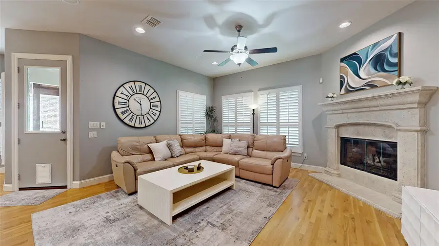 8900 Bluestem Drive, Lantana, TX 76226 - #3