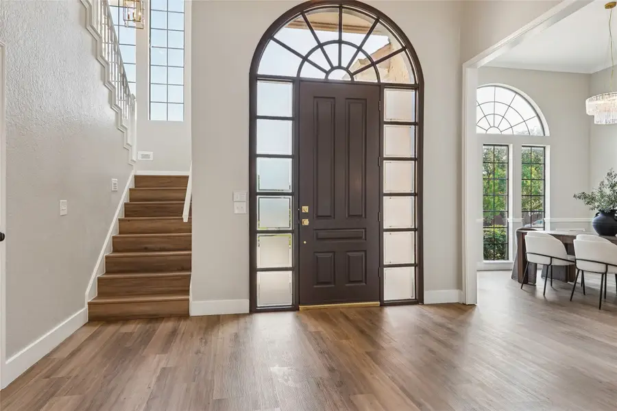 6006 Millwood Drive, Arlington, TX 76016 - #2