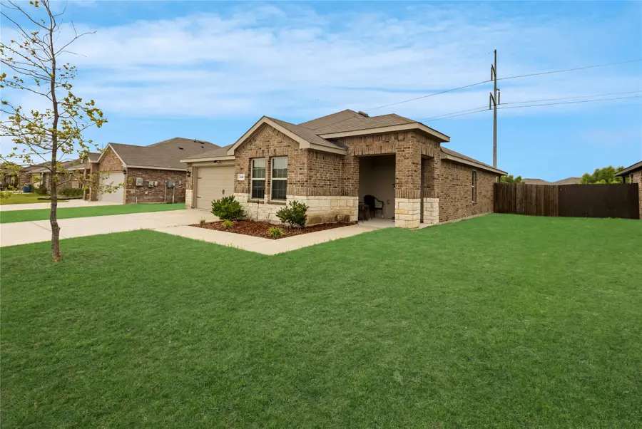 806 Twin Edge Drive, Royse City, TX 75189 - #2