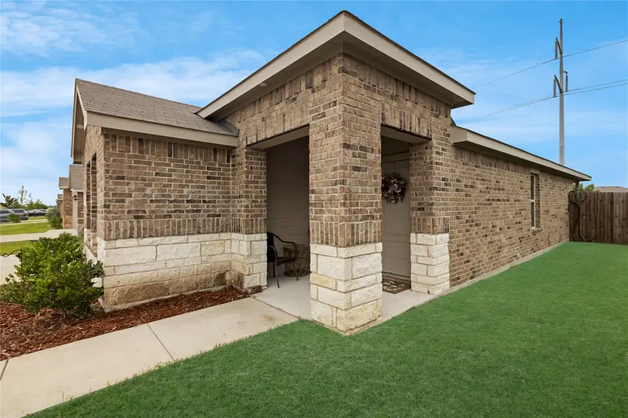 806 Twin Edge Drive, Royse City, TX 75189 - #3
