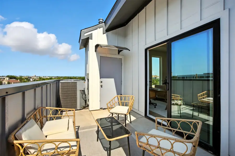 312 N Lancaster Avenue, Dallas, TX 75203 - #3