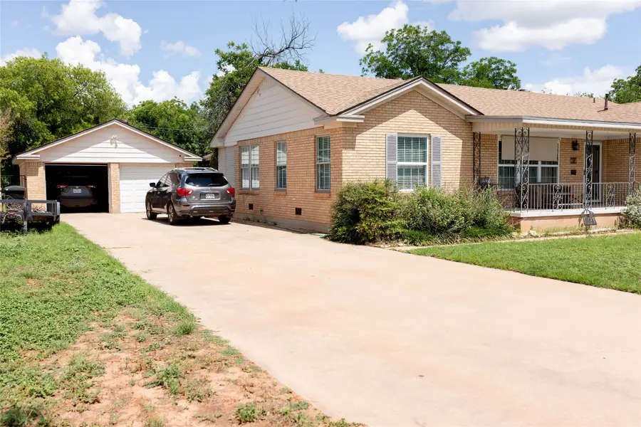 749 S Leggett, Abilene, TX 79605 - #2
