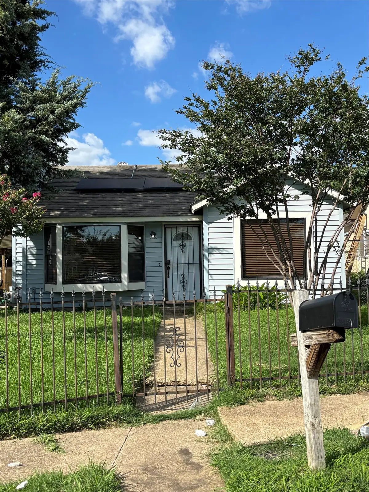 10363 Chelmsford Drive, Dallas, TX 75217 - #1