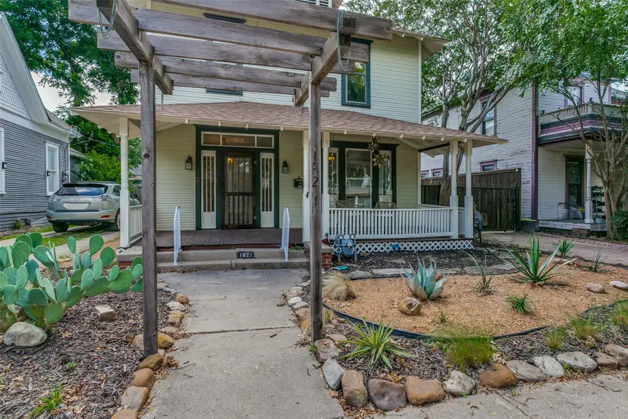 1821 College Avenue, Fort Worth, TX 76110 - #3