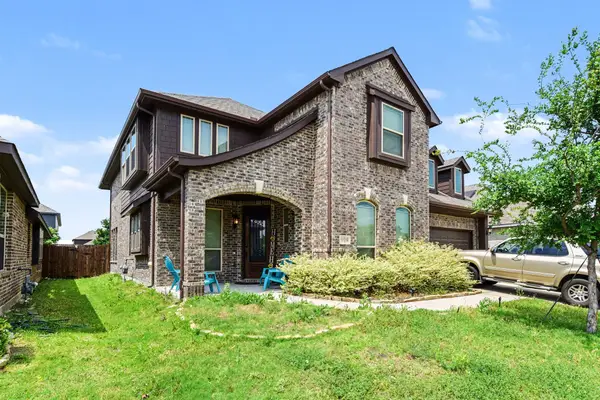 919 Honey Locust Drive, Fate, TX 75087