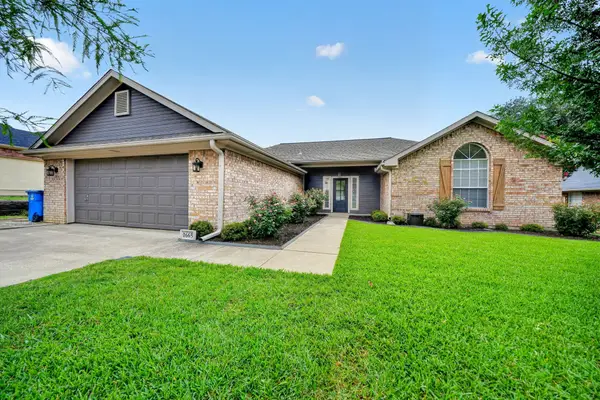 1665 Nottingham Drive, Kaufman, TX 75142