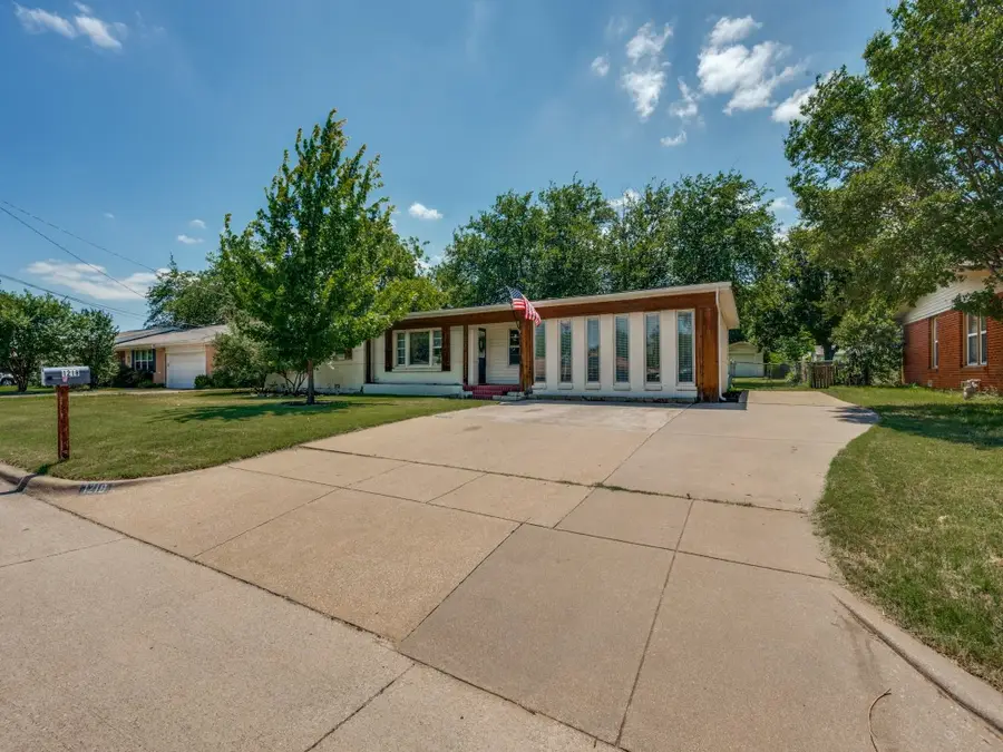 1218 Warden Street, Benbrook, TX 76126 - #2