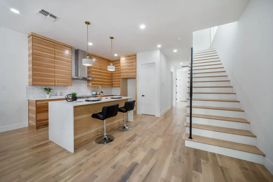734 Cedar Hill Avenue, Dallas, TX 75208 - #2