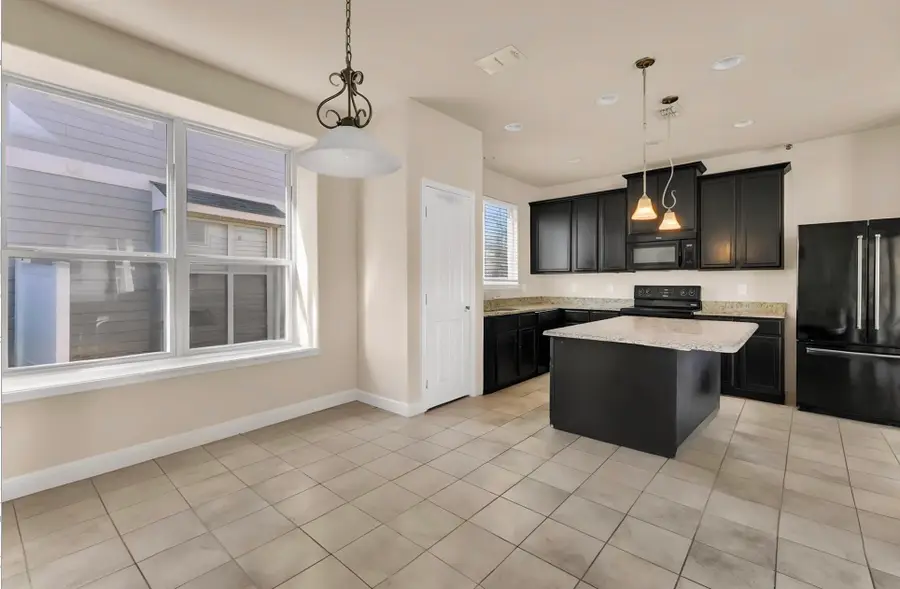 1044 Holly Anne Lane, Aubrey, TX 76227 - #3