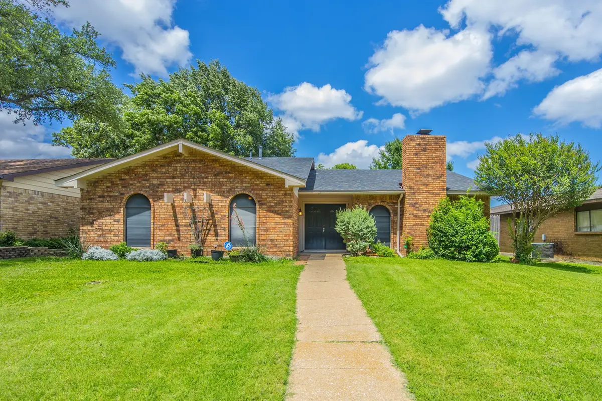 605 Via Del Sur, Mesquite, TX 75150 - #1
