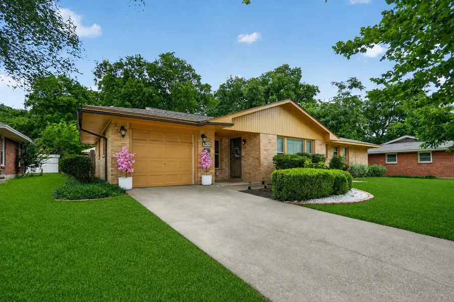 3636 Charles Street, North Richland Hills, TX 76180 - #2