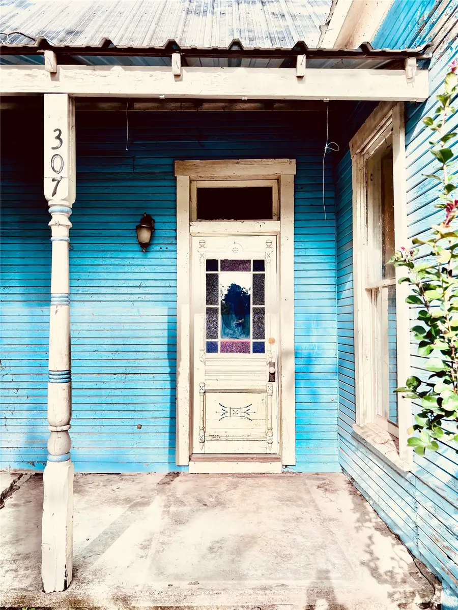 307 S Avenue D, Clifton, TX 76634 - #3