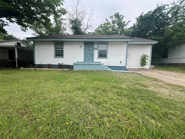 2722 Locust Avenue, Dallas, TX 75216