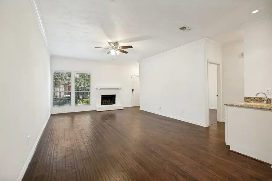 5740 Martel Avenue #A2, Dallas, TX 75206 - #3
