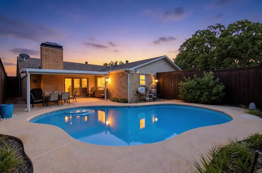 4913 Roberts Drive, The Colony, TX 75056 - #2