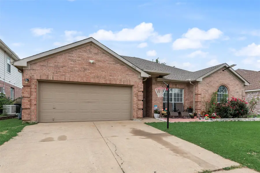 6420 St Alban Court, Arlington, TX 76001 - #2