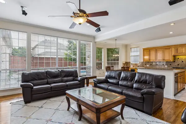 3809 Brookfield Drive, Plano, TX 75025