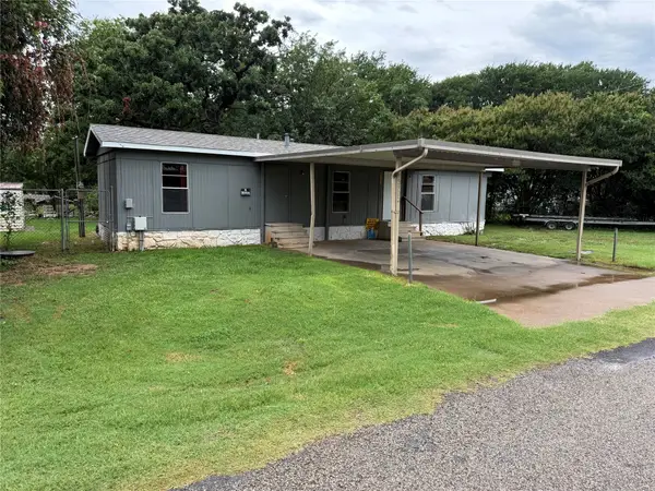 3702 Hartwood Drive, Granbury, TX 76049
