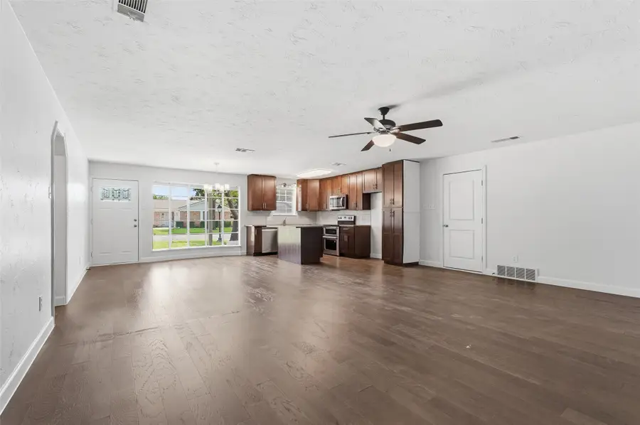 7513 Susan Court, North Richland Hills, TX 76180 - #3