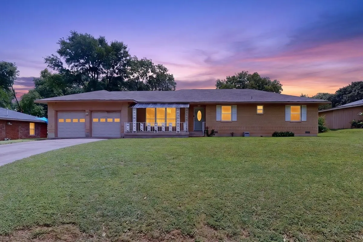 504 Rickey Canyon Avenue, Desoto, TX 75115 - #1