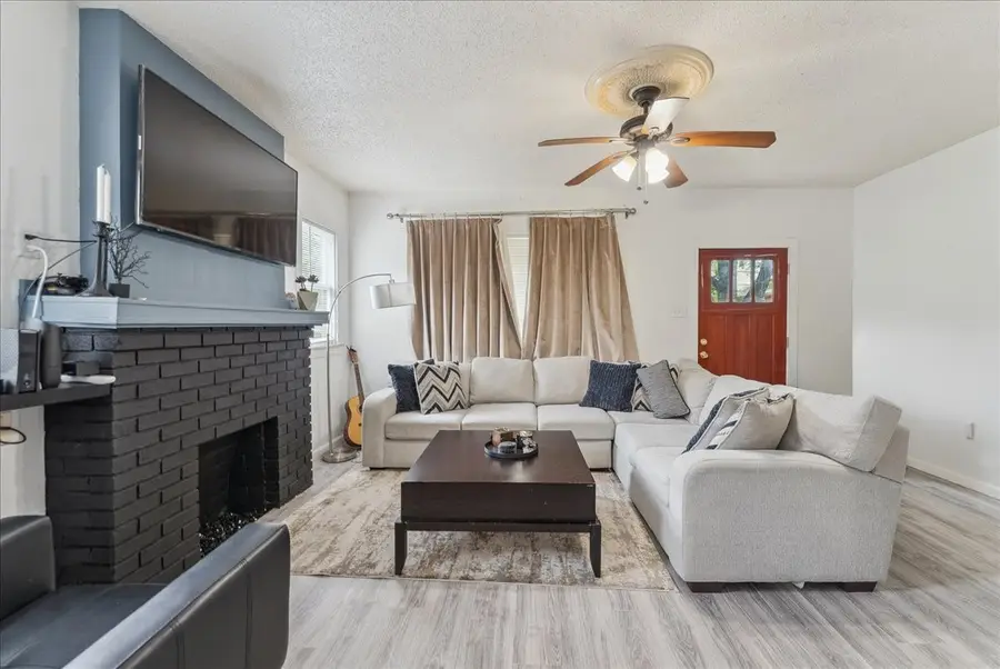 4602 Junius Street, Dallas, TX 75246 - #3