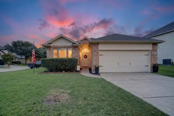 9921 Henna Lane, Fort Worth, TX 76108