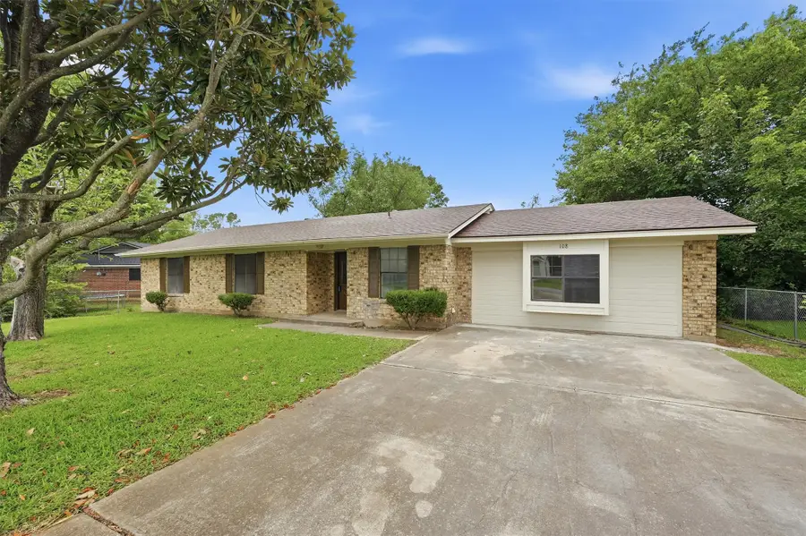 108 Loraine Street, Pottsboro, TX 75076 - #3