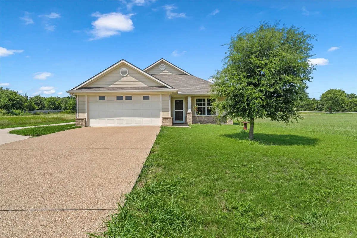 637 Hoffmeyer Lane, Robinson, TX 76706 - #1
