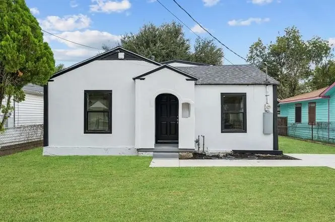 1406 Mentor, Dallas, TX 75216 - #2