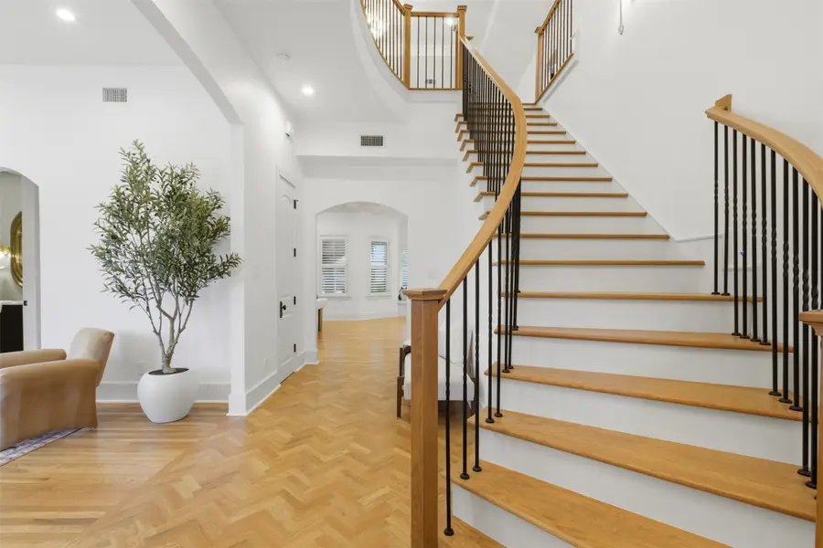 6743 Gaston Avenue, Dallas, TX 75214 - #2