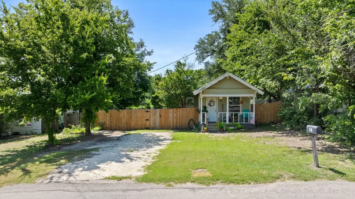 1230 W Hyman Street, Stephenville, TX 76401 - #1