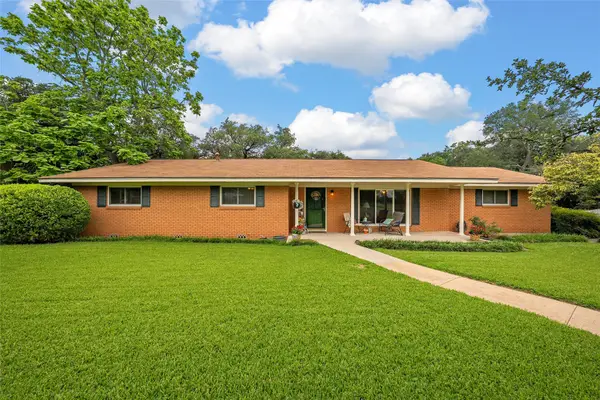 9609 Fair Circle, Woodway, TX 76712