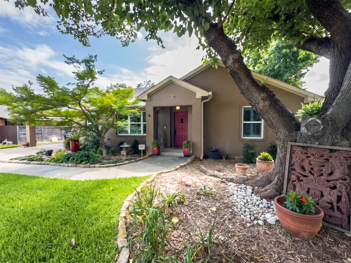 622 Ridgecrest Drive, Irving, TX 75060 - #1