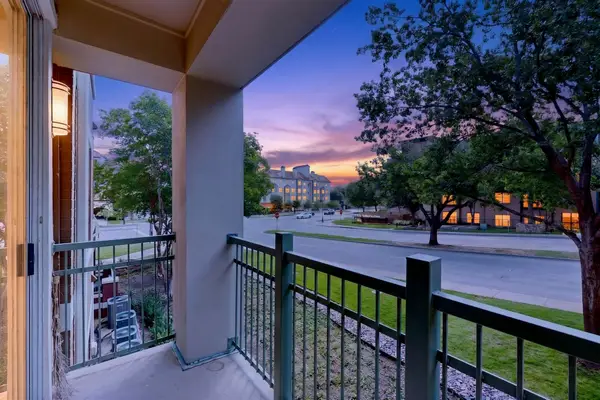 330 Las Colinas Boulevard E #220, Irving, TX 75039
