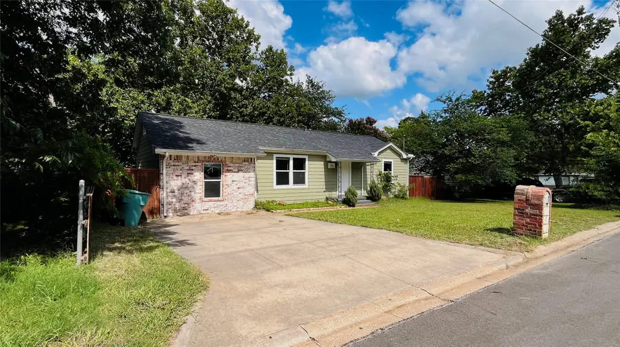 1215 S Vaden Street, Sherman, TX 75090 - #3