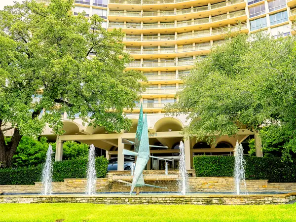 6211 W Northwest Highway #1501, Dallas, TX 75225
