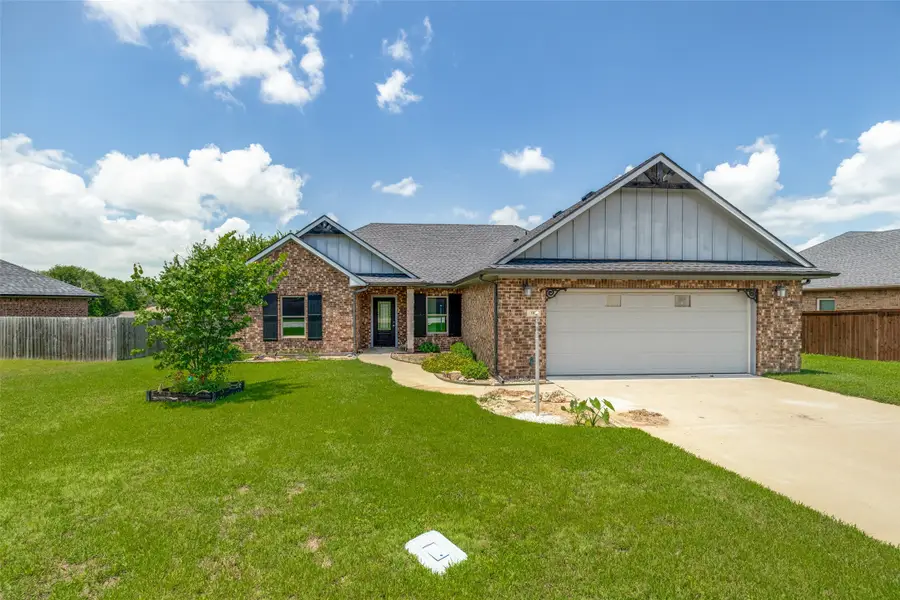 107 Indian Creek, Trenton, TX 75490 - #2