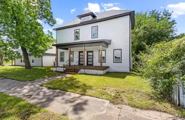 504 W Owing Street, Denison, TX 75020